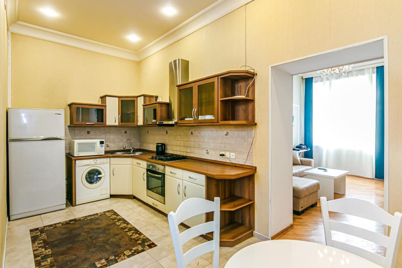 Windy City Apartment Baku Bagian luar foto